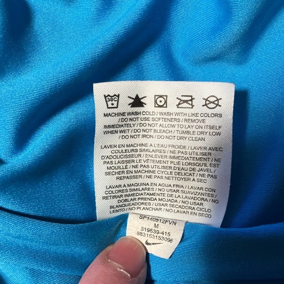 Men's Nike Dry-Fit Sky Blue sport-shirt, Medium - Picture 7 of 8